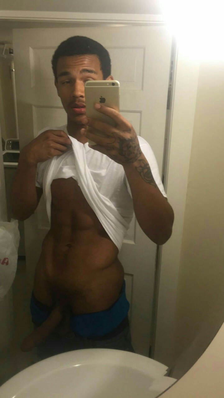 Free Black Dick Pic from Marques.